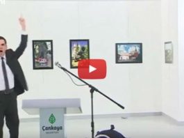 Video: Rusya Büyükelçisi Andrey Karlov'un vurulma anı