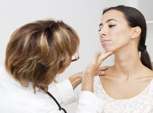 Tiroid hastalığının belirtileri nelerdir? Tedavisi nasıl olmalıdır?