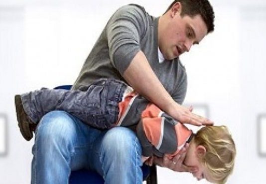 Yabancı cisim aspirasyonu nedir? Hayati sonuçlara sebep oluyor!