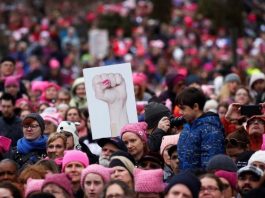 Kadınların Trump'ı protesto yürüyüşü ABD'yi sarstı