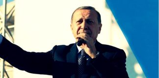 Meclis Genel Kurulu'nda anayasa değişikliği teklifi kabul edilmesiyle Cumhurbaşkanı Erdoğan'dan ilk referandum açıklaması geldi.