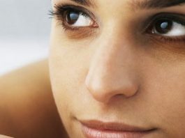 Gözaltı morlukları neden kaynaklanır? Tedavisi için pratik öneriler!