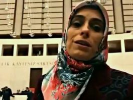 Ak Parti Milletvekili Zehra Taşkesenlioğlu, yeni anayasa referandumunu için "100 yıllık prangalardan kurtulma" değerlendirmesinde bulundu.