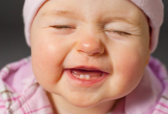 Bebeğinizin rahat diş çıkarması için neler yapmalısınız?