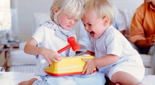 Çocuklarda öfke kontrolü nasıl sağlanır? Anne babalar ne yapmalı?