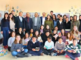 Kocaeli Üniversite öğrencileri Tokat Zile'de kütüphane kurdu