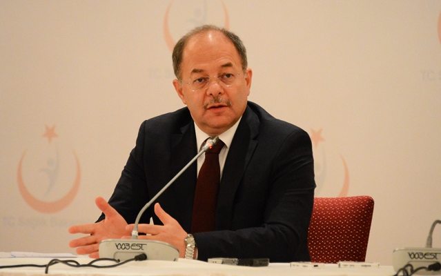 Sağlık Bakanı Recep Akdağ'dan sezaryenle ilgili açıklama