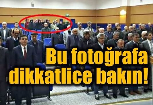 Halk Meclisi toplantısında kadının yeri: Bu fotoğrafa dikkat!