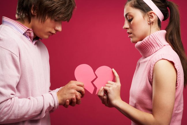 Boşanmaların ve ayrılıkların göstergesi olan 4 temel davranış
