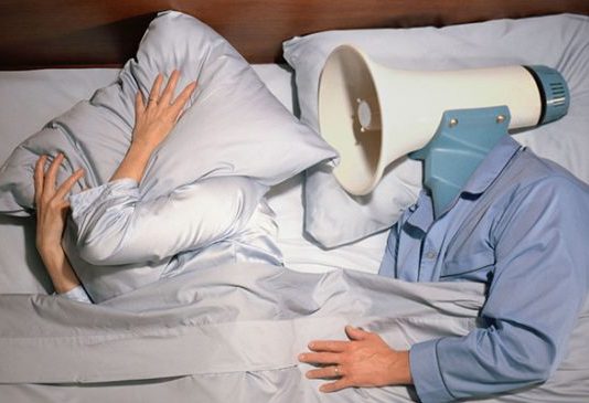 Horlama neden olur? Hangi hastalıklara sebep oluyor?