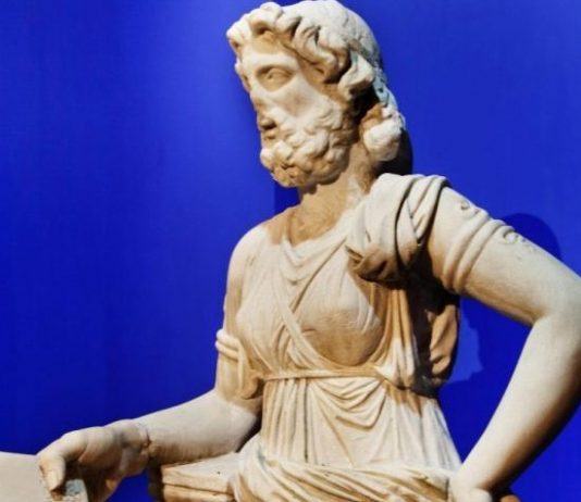 Genco Gülan heykel sergisi: "Antik Gelecek"