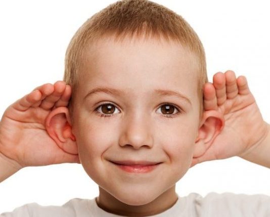 Kepçe kulak çocukları nasıl etkiliyor? Neler yapılmalı?