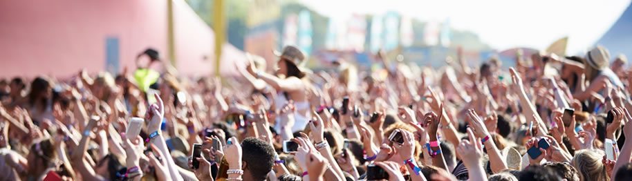 2017 yaz festival sezonu: Zeytinli Rock Festivali, Çukurova Rock Festivali, Samsun Gençlik Festivali, Kuşadası Gençlik Festivali...