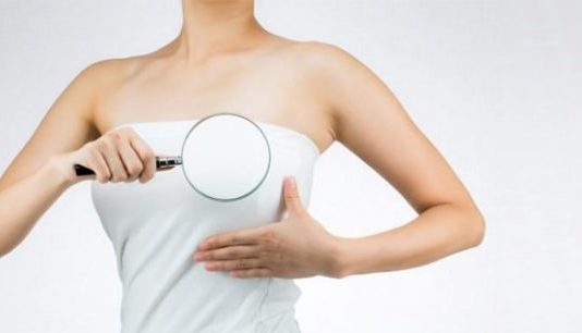 Göğüs estetiğinde silikon mu, meme dikleştirme mi?