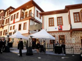 Satranç Müzesi'nde satranç öğrenme ayrıcalığı