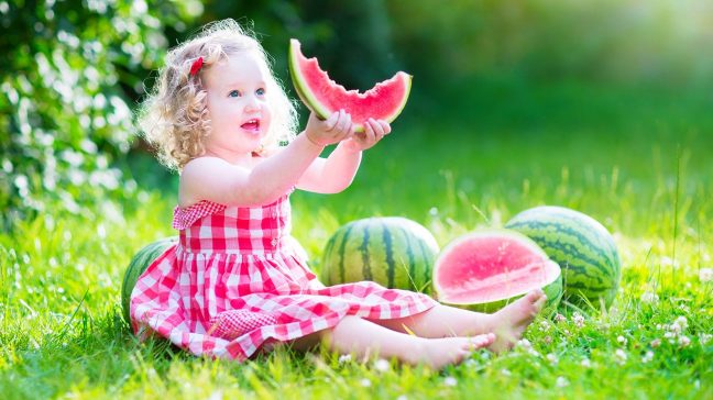 Sıcak yaz aylarında çocukların beslenmesi nasıl olmalı?