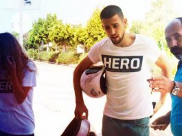 Hero tişörtü giyen çift Antalya'da gözaltına alındı