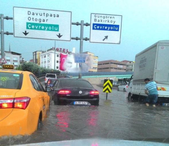 istanbul sel yağmur yağış sağanak