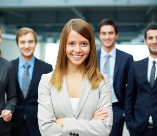 liderlik kadının doğasında