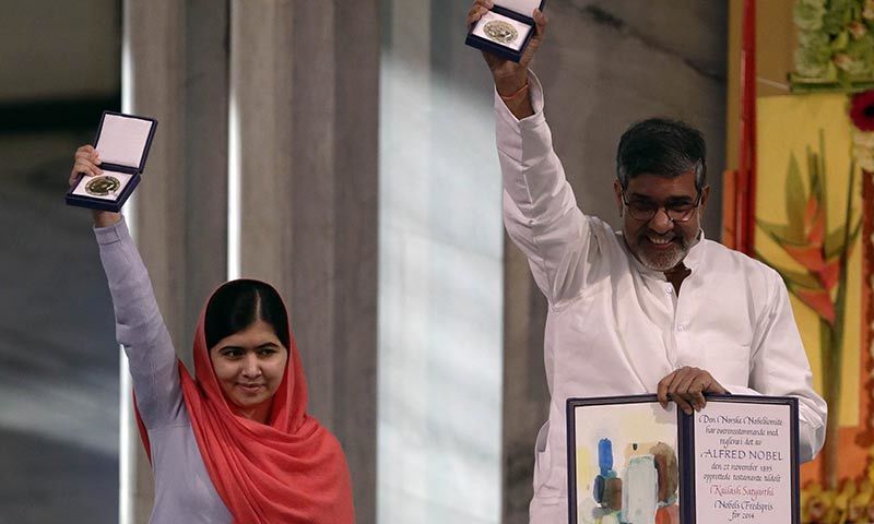 Malala Yousafzai ve babası Ziauddin Yousafzai