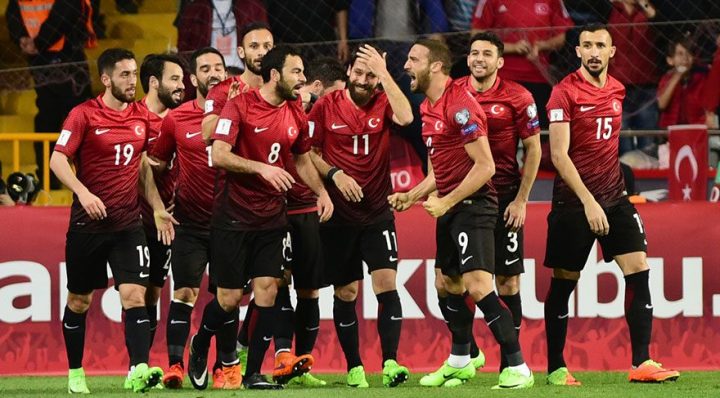 Türk futbolunda bitmeyen tartışma: Yabancı oyuncu sayısı