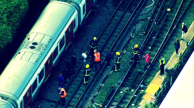 london tube explosion londra metro patlaması