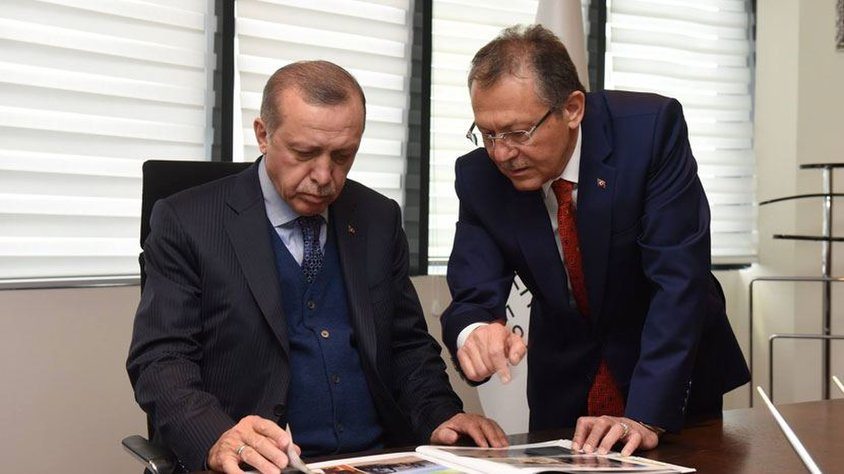 Balıkesir Belediye Başkanı Ahmet Edip Uğur istifa