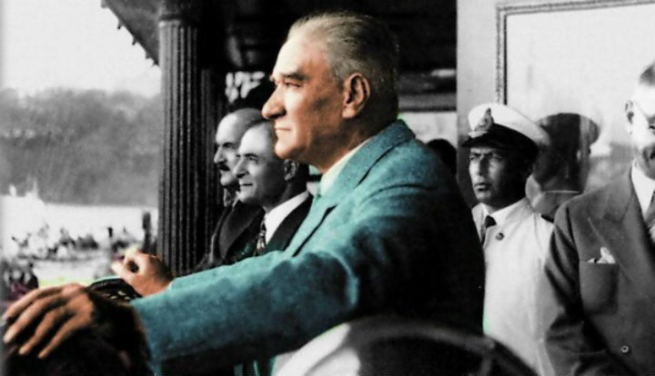 10 Kasım: Mustafa Kemal Atatürk sizsiniz!
