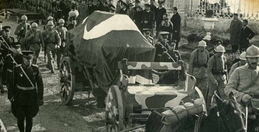 10 Kasım: Aziz hatırasına özlem ve saygıyla