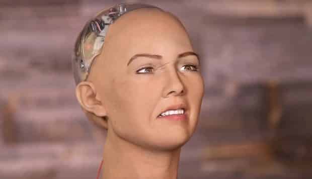 duygusal robot sophia suudi arabistan