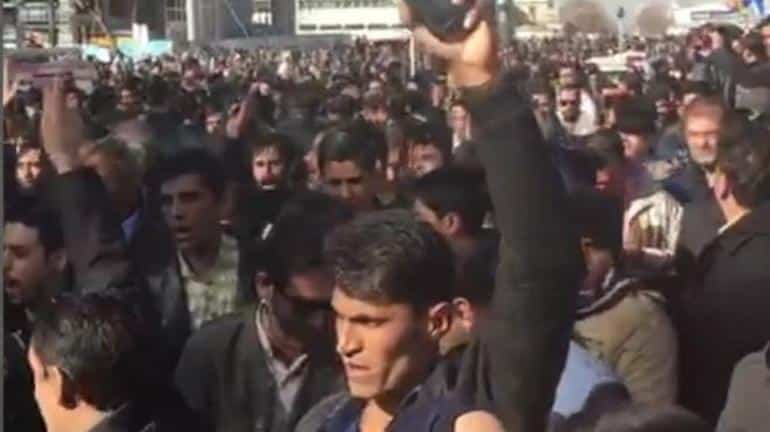 iran meşhed protesto eylemleri ruhani devrim siyasal islam esad