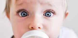 Bebeklerde ek gıdaya ne zaman geçilmeli?