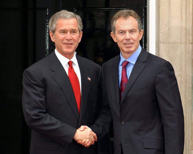 Dönemin ABD Başkanı George W. Bush ve İngiltere Başbakanı Tony Blair (2003)