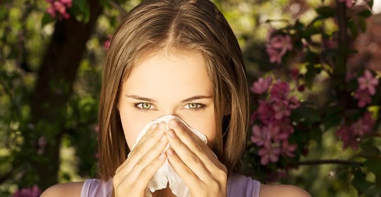 Sürekli öksürük ve hapşırma alerjik nezle olabilir!