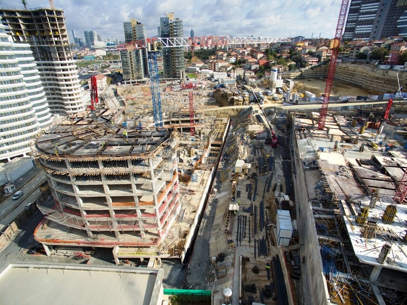 Konuta ilgi sona erdi: İstanbul beton hayalet kente dönüşüyor tamamlanmayan inşaat projeleri