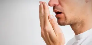 Ağız kokusu sorunundan kurtulmak için 7 etkili öneri Ağız kokusu nedenleri