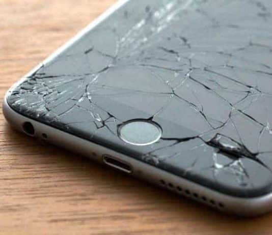 Ekranı kırılmış bir akıllı telefondan veriler nasıl kurtarılır?