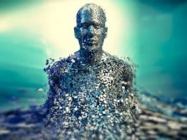 Kalabalıklar ve güçlülerin içinde kaybolmak zayıfların işidir, yalnızların değil