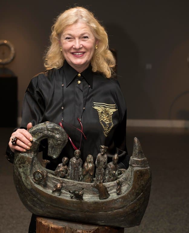 Maria Kılıçlıoğlu ile Evrenin Nabzı: Düşlere hayat veren heykeller iş sanat kibele galerisi