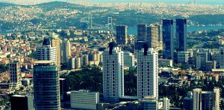 İstanbul plazalar boşalıyor; ofis binası inşaatları devam ediyor