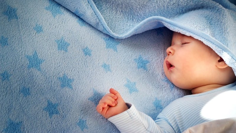 Bebeklerde uyku eğitimi: Neden kesintisiz uyumuyorlar?