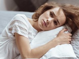 Çikolata kisti: Adet döneminde ve cinsel ilişkide ağrıya neden oluyor!