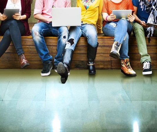 z kuşağı sosyal medya ölçeği