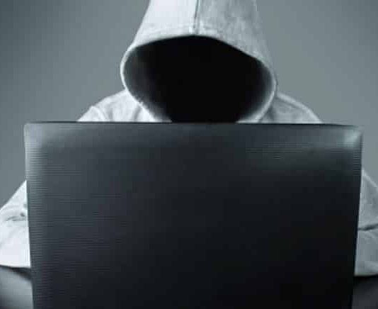 Stalklamak nedir? Stalk yapmak bağımlılık mıdır?