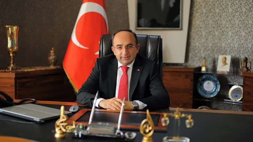AKP eski kartepe belediye başkanı kullanamayacağı makama 221 bin lira harcamış