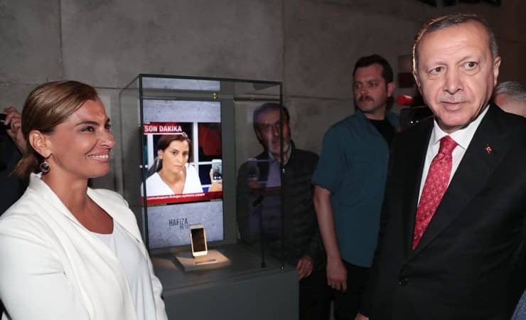 Hande Fırat ın Erdoğan ile görüştüğü telefon müzede sergileniyor Hafıza 15 Temmuz Müzesi