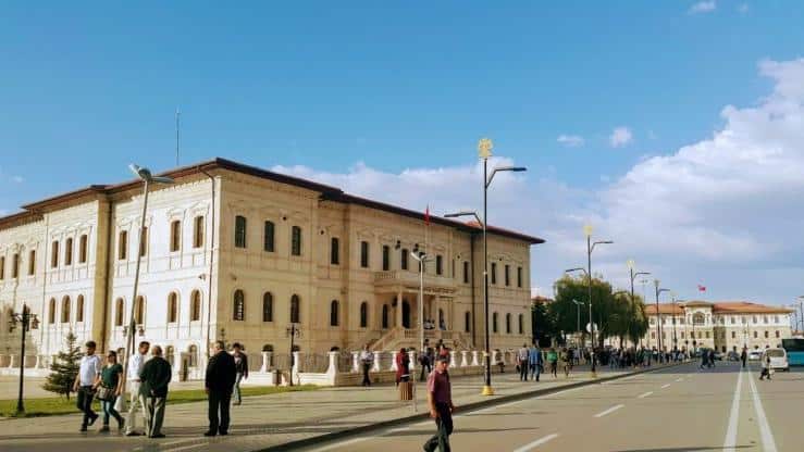 Sivas İstiklal Caddesi adı Mursi Caddesi olarak değiştirildi