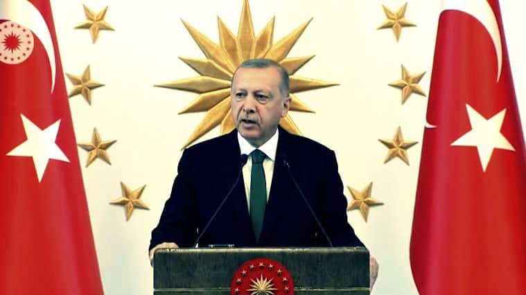 Erdoğan: Bazı belediyelerimizde yaşanan hadiseleri üzüntüyle takip ediyoruz