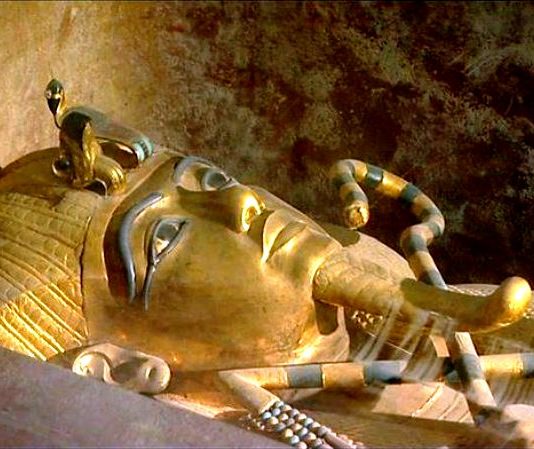 Tutankamon tabutu 97 yıl sonra ilk kez görüntülendi