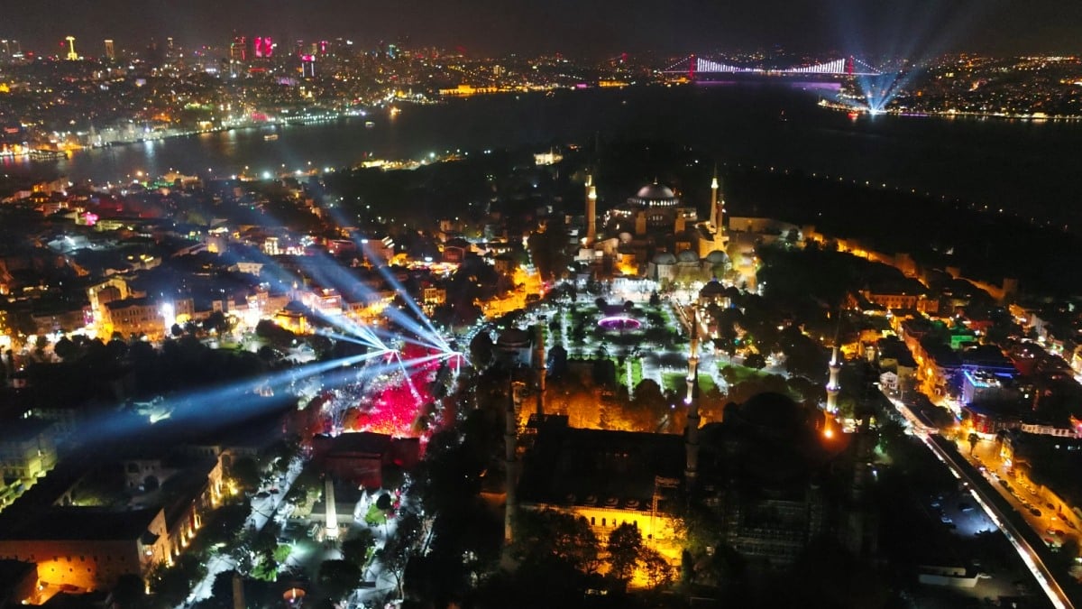 Sultanahmet Meydanı, İstanbul - Cumhuriyet Bayramı coşkusu